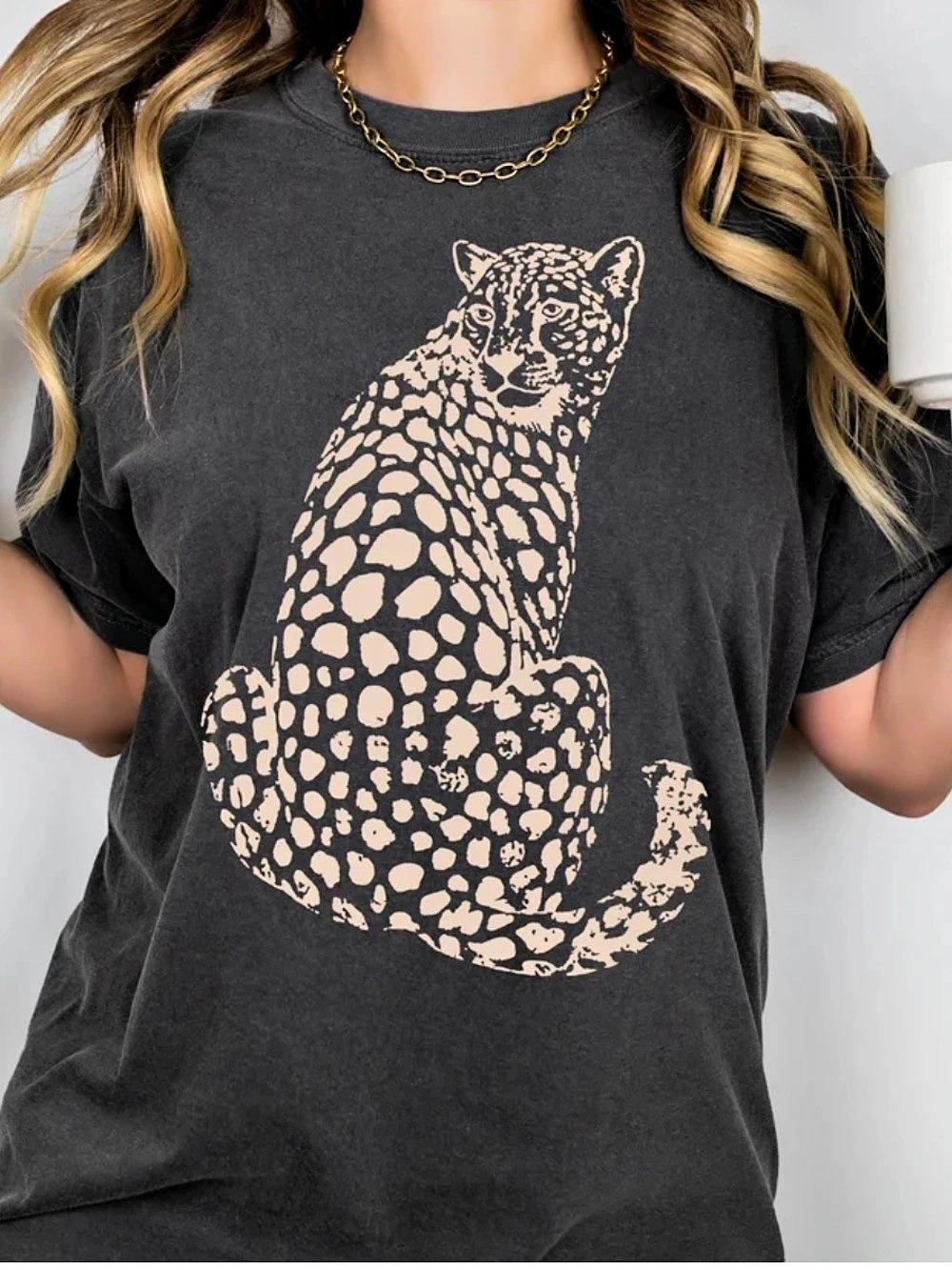 Comfort Colors Leopard Graphic Short Sleeve Tee, Retro Style for Unisex